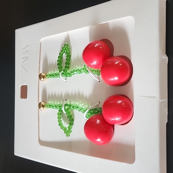 ZARA Cherry Beaded Earrings - Picture 6 of 11
